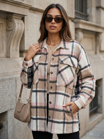 Hurtownia Koszula w kratę z kieszeniami i długim rękawem 