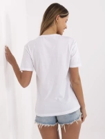 Biały damski t-shirt z aplikacją 