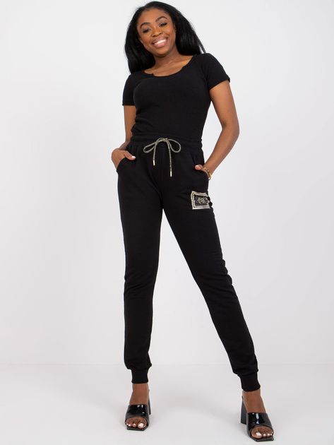 Czarne spodnie dresowe damskie slim fit z dżetami