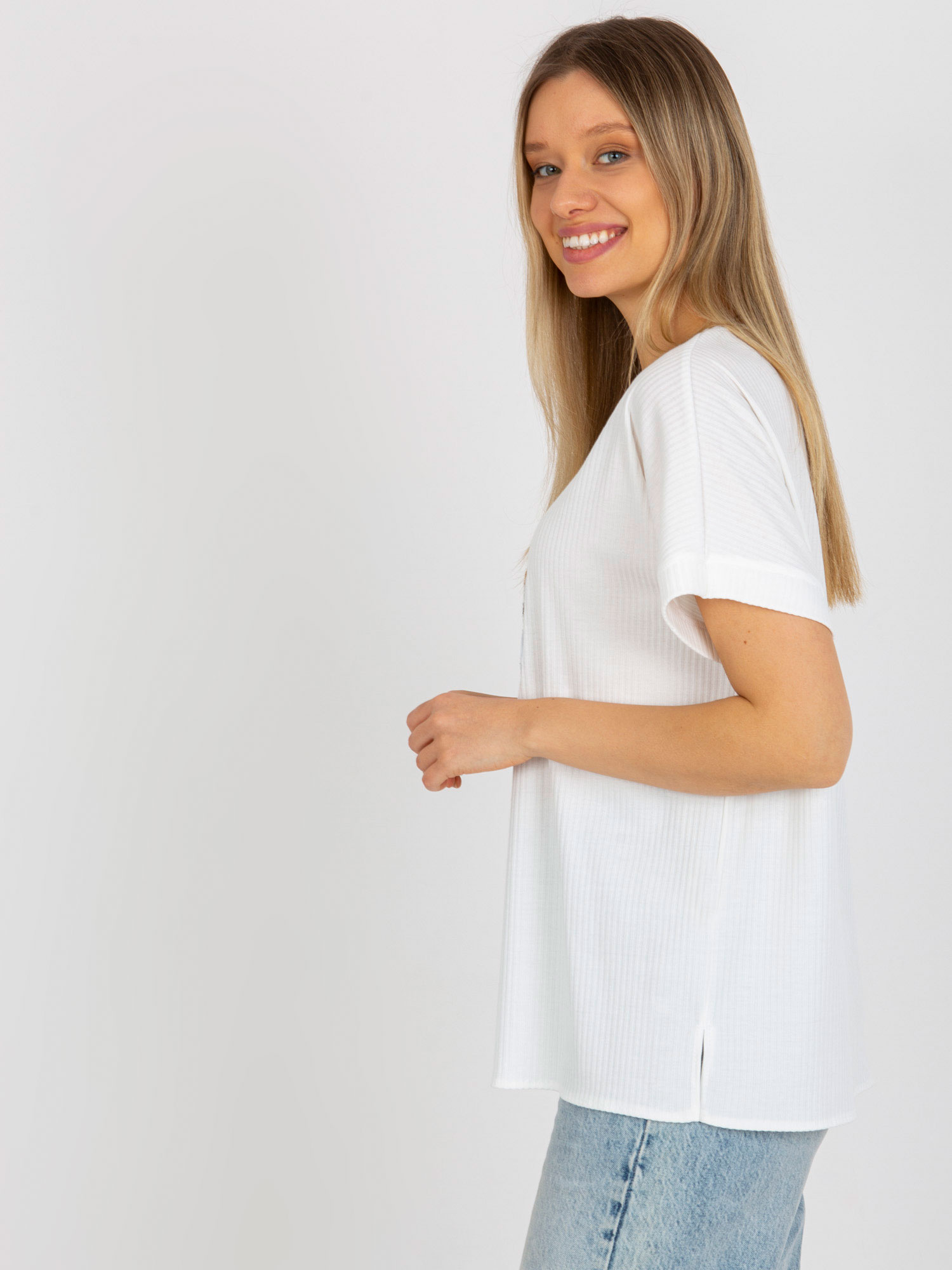 Didmeninė Ecru moteriška oversize palaidinė su dryžiu ir meškiuku.