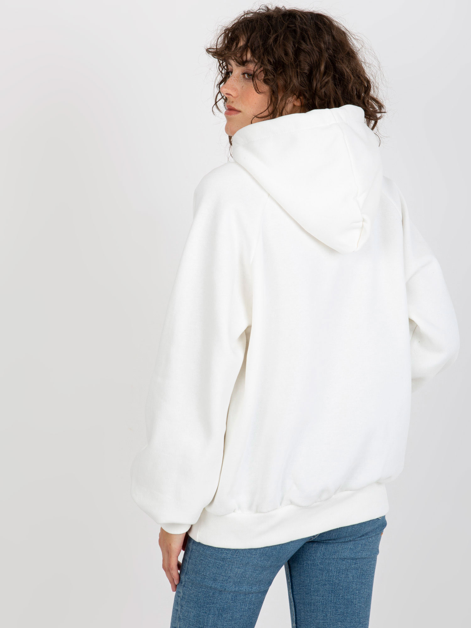 Hurt Ecru dresowa bluza oversize kangurka z napisami 