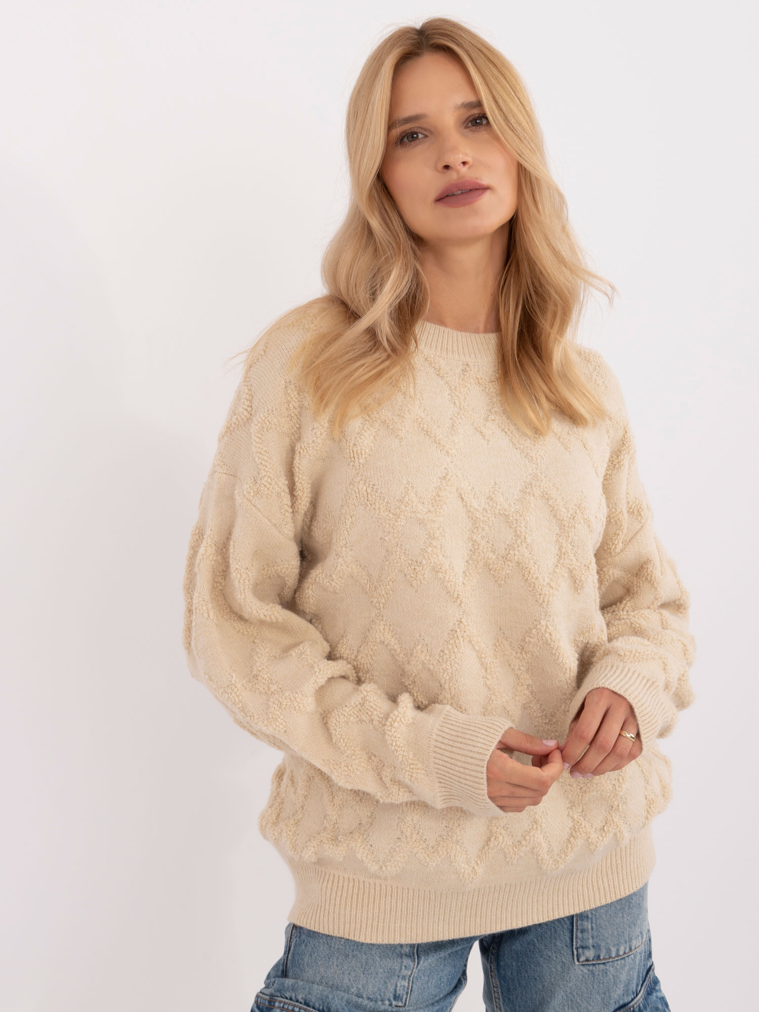 Hurt Jasnobeżowy sweter oversize z długim rękawem