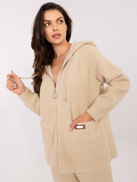 Beżowy komplet alpaka z bluzą z kapturem