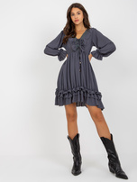 Hurt Grafitowa boho sukienka z falbaną o długości mini OCH BELLA