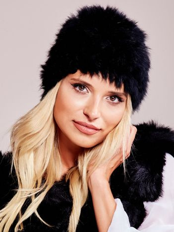 Black faux fur hat