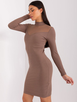 Hurt Brązowa sukienka dopasowana z półgolfem BASIC FEEL GOOD