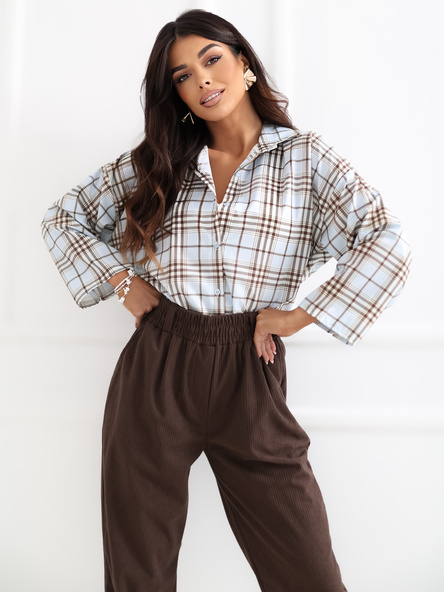 Jasnoniebieska damska koszula oversize w kratę