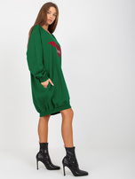 Hurtownia Ciemnozielona długa bluza oversize z aplikacją