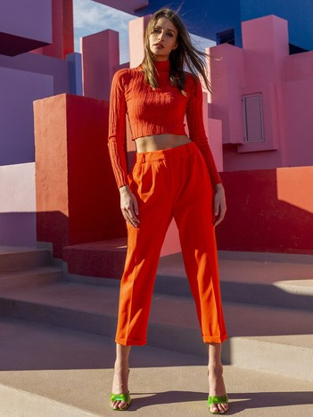 Pomarańczowe spodnie z materiału z prostą nogawką RUE PARIS