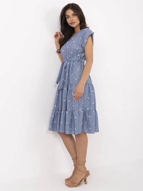 Ciemnoniebieska rozkloszowana sukienka z haftem