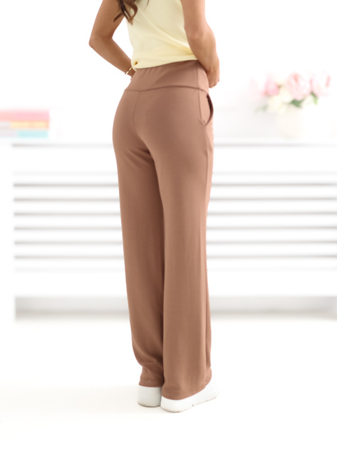 Jasnobrązowe dresowe spodnie z prostą nogawką RUE PARIS