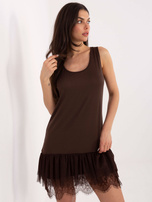Schokoladenkleid mit Tüllrock.