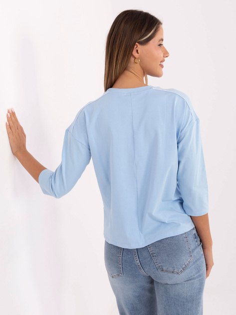 Jasnoniebieska casualowa bluzka z rękawem 3/4