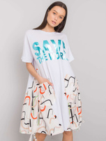 Biało-beżowa sukienka z napisem Ebba