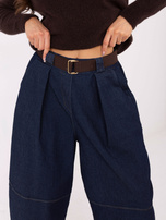 Dunkelblaue weite 7/8 Jeans.