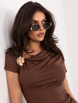 Brązowa elegancka bluzka z lejącym dekoltem