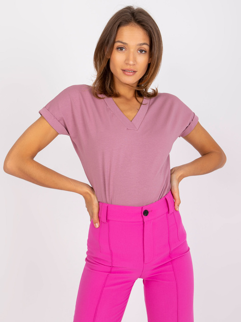 Brudnoróżowy t-shirt z dekoltem w serek Severine