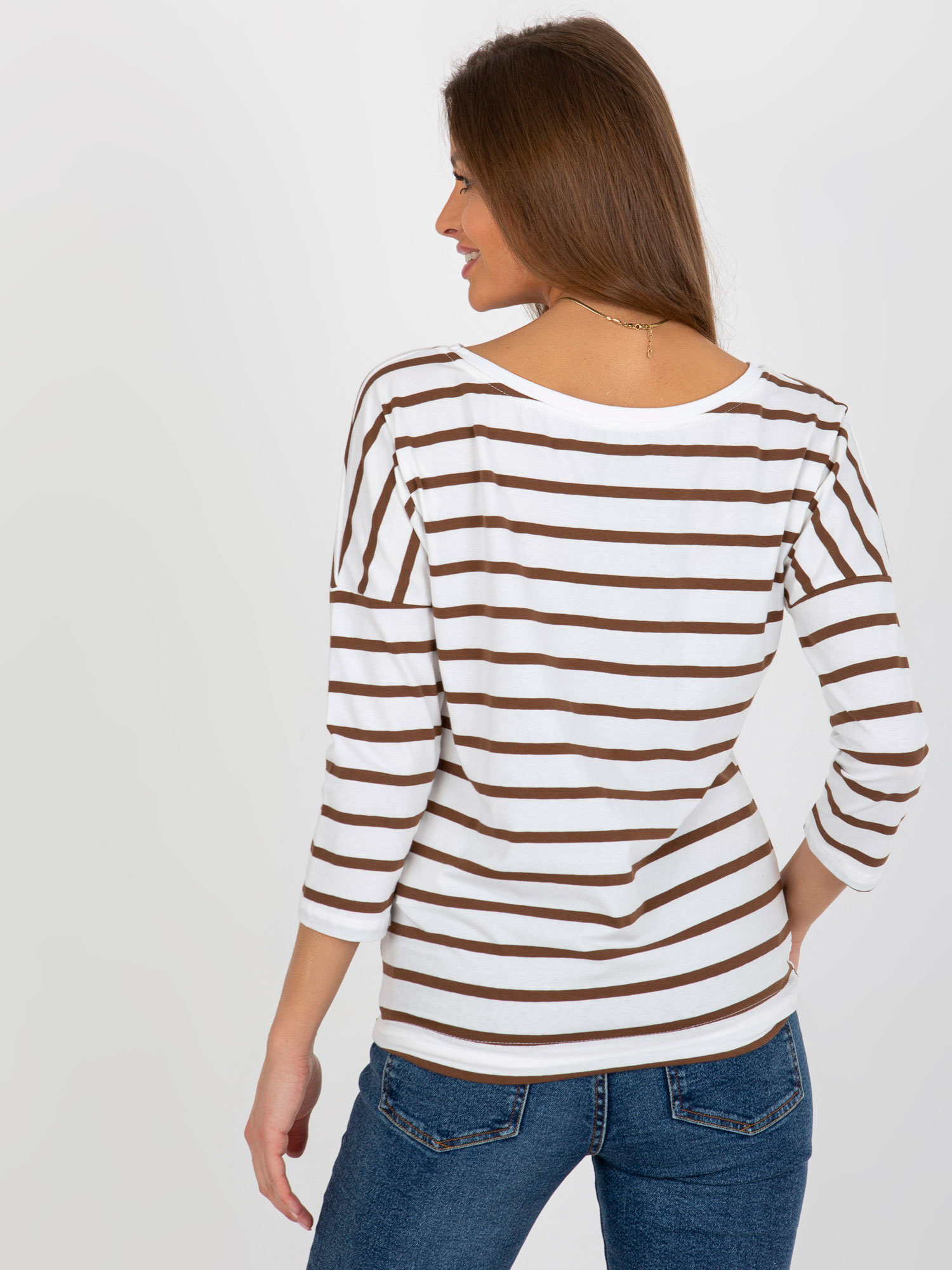 Hurt Ecru-braune Bluse mit 3/4-Ärmeln im Streifen BASIC FEEL GOOD.