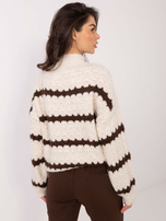 Ecru-brązowy damski sweter oversize z półgolfem