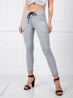 Graue Hose Ready.