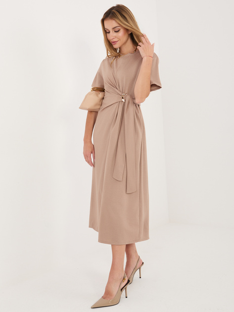 Ciemnobeżowa midi sukienka z krótkim rękawem