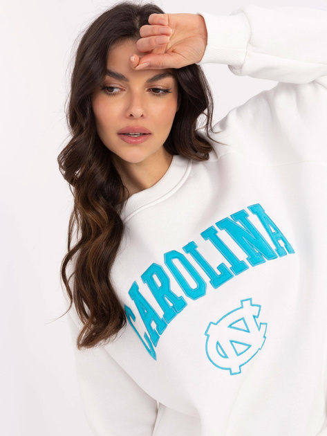 Hurtownia Ecru ocieplana bluza bez kaptura z haftem