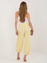 Jasnożółta spadochronowe spodnie z nogawką 7/8 RUE PARIS 