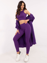 Dunkellila Sweatanzug mit langem Pullover.
