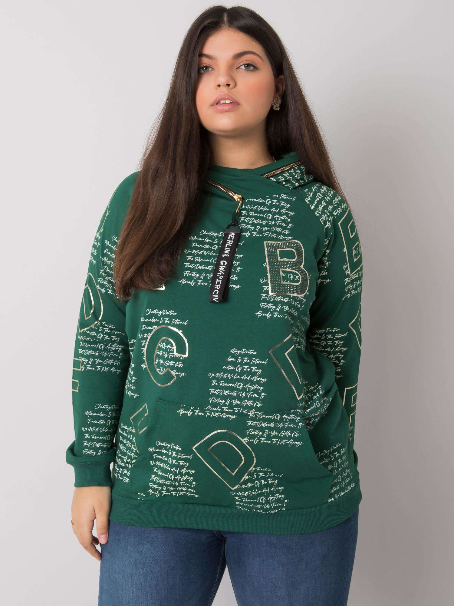 Ciemnozielona bluza plus size z aplikacją Adele 