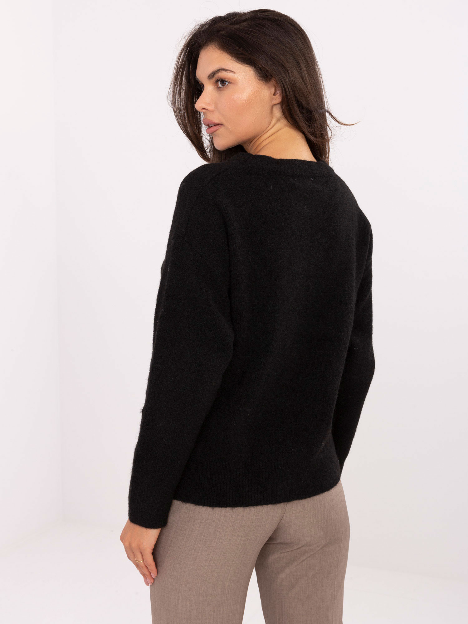 Sweter czarny