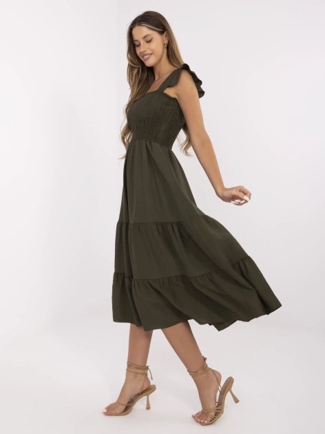 Khaki midi sukienka elastycznym marszczeniem