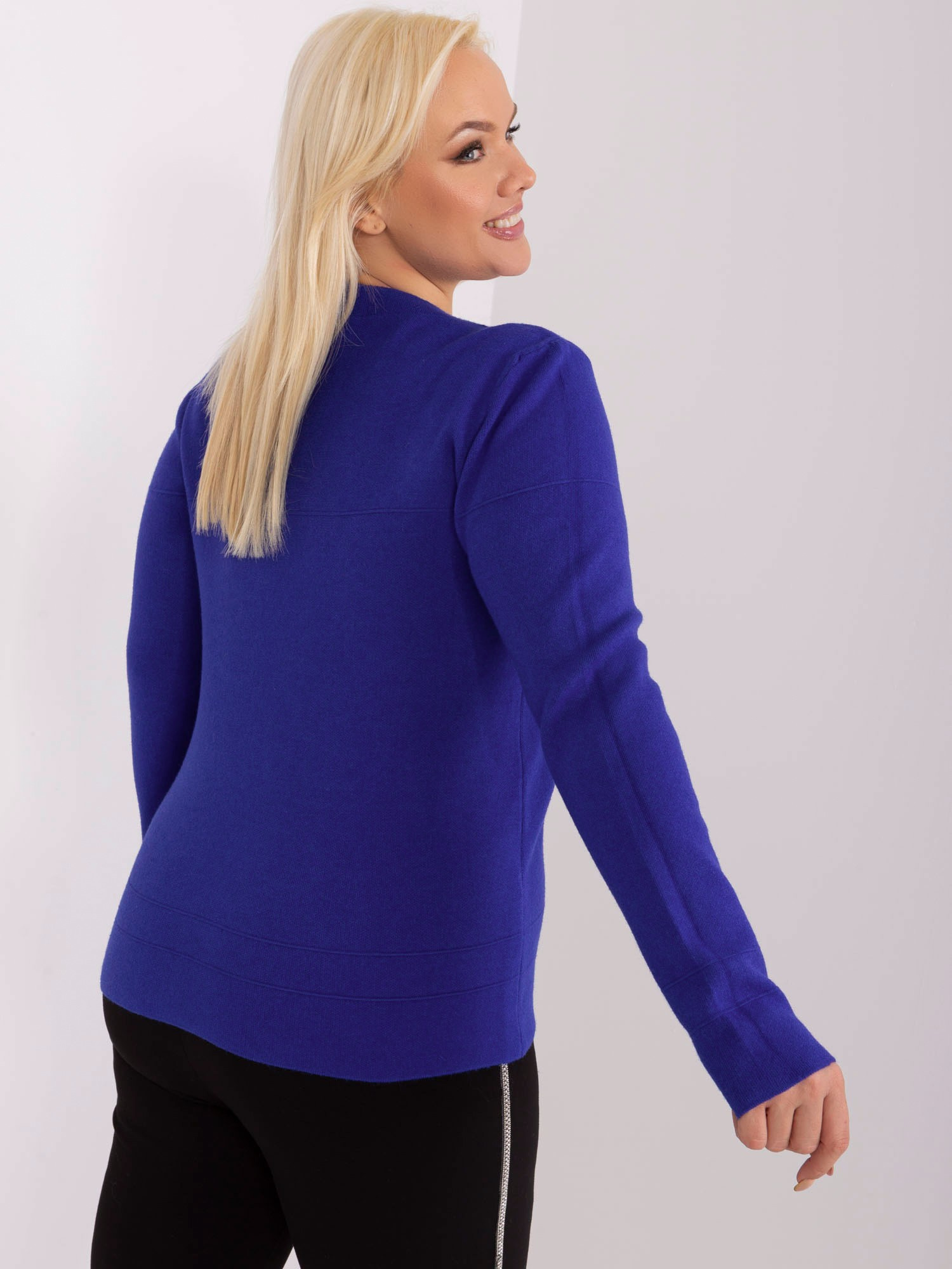 Hurt Kobaltowy lässiger Pullover in Übergröße mit Pompon.