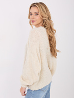Kremowy sweter boucle z okrągłym dekoltem
