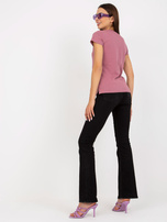 Hurt Brudnoróżowy bawełniany t-shirt basic z dekoltem w serek 