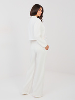 Ecru komplet z dwurzędową marynarką RUE PARIS 