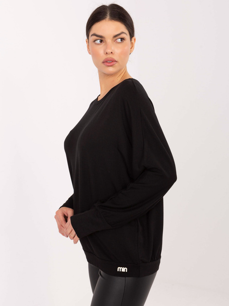 Czarna damska bluzka o kroju nietoperza