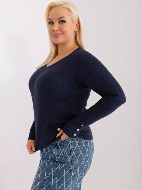 Hurt Granatowy sweter plus size z ozdobnymi guzikami