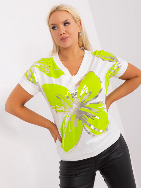 Hurtownia Ecru-jasnozielona bluzka damska plus size z trójkątnym dekoltem