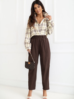 Czekoladowe sztruksowe spodnie z talią paper bag RUE PARIS  