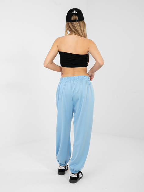 Jasnoniebieskie dresowe spodnie typu joggery