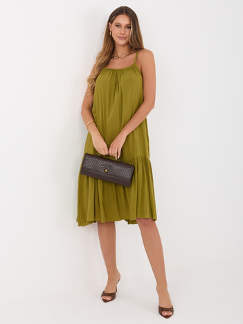 Oliwkowa midi sukienka na ramiączkach
