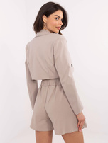 Hurt Ciemnobeżowa marynarka z poduszkami na ramionach