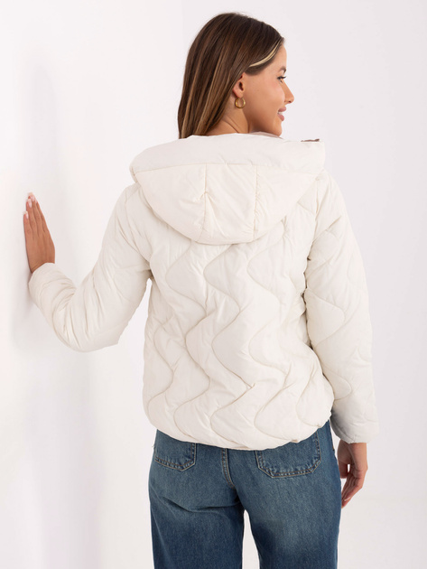 Ecru krótka kurtka z pikowaniem
