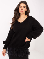 Schwarzer eleganter Pullover mit Mohairanteil.