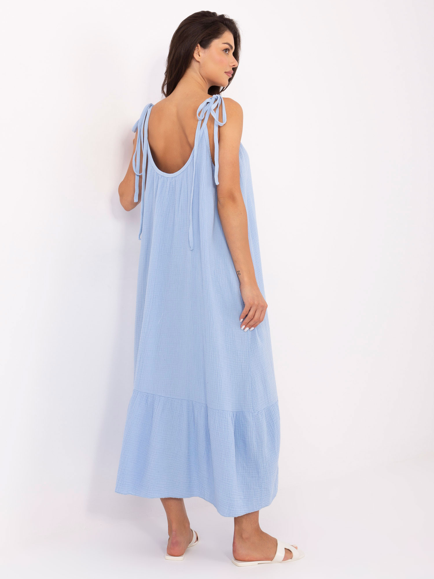 Himmelblaues, ausgestelltes Kleid aus Musselin OCH BELLA.
