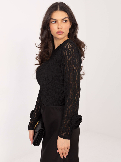 Czarna koronkowa bluzka z drapowaniem