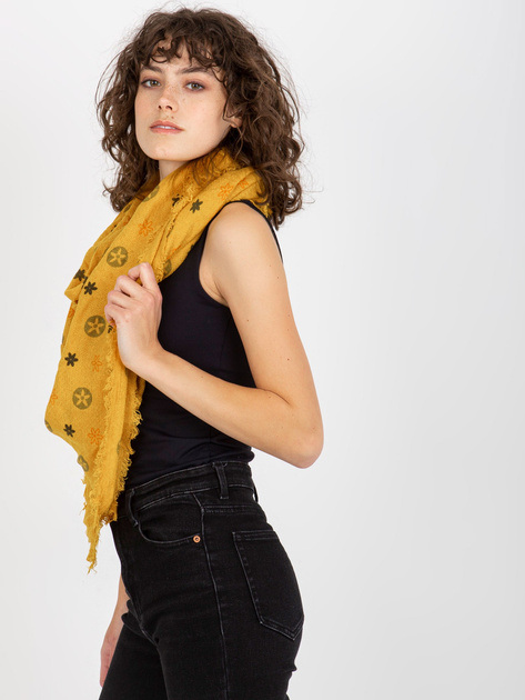Hurtownia online Żółty damski szal z nadrukiem
