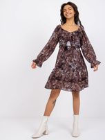 Brązowa sukienka z falbankami Regina OCH BELLA