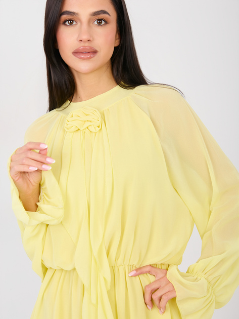 Jasnożółta krótka sukienka z ozdobnymi różami RUE PARIS