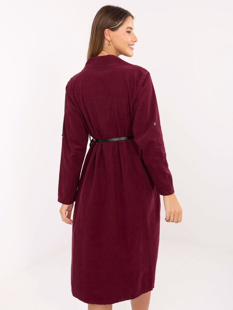 Burgundowa rozkloszowana sukienka ze sztruksu